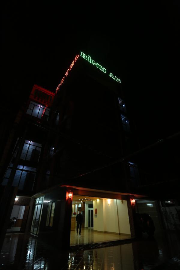 Binh An Hotel Noi Bai Esterno foto